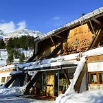 Hotell Nido Dell'aquila Assergi