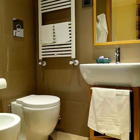 Nido Dell'aquila Отель 3*