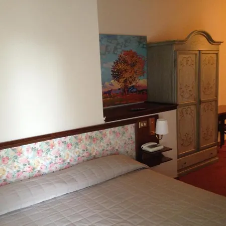 Nido Dell'aquila Hotel