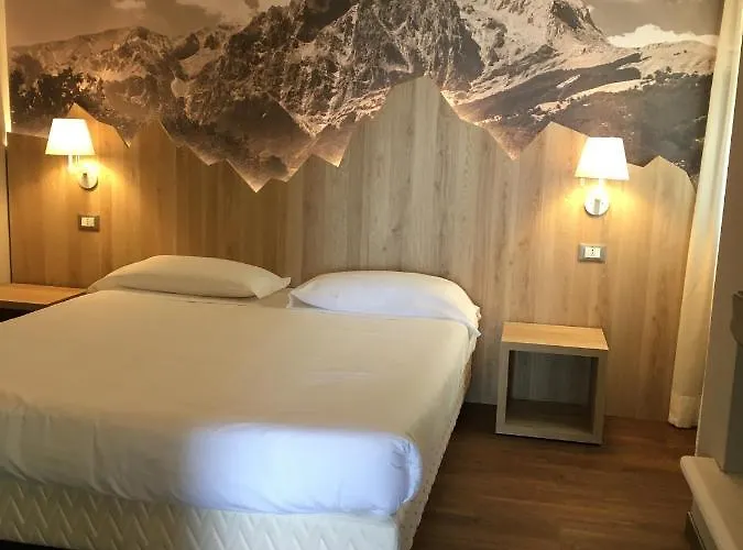 Nido Dell'aquila Szálloda 3*