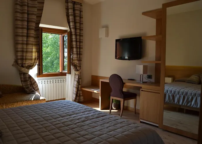 Отель Nido Dell'aquila Ассерджи